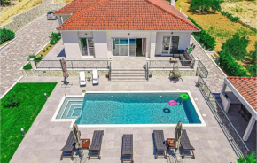Amazing home in Zaboric with Outdoor swimming pool and 4 Bedrooms